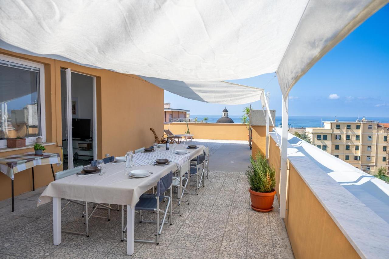 La Terrazza Di К'яварі Екстер'єр фото